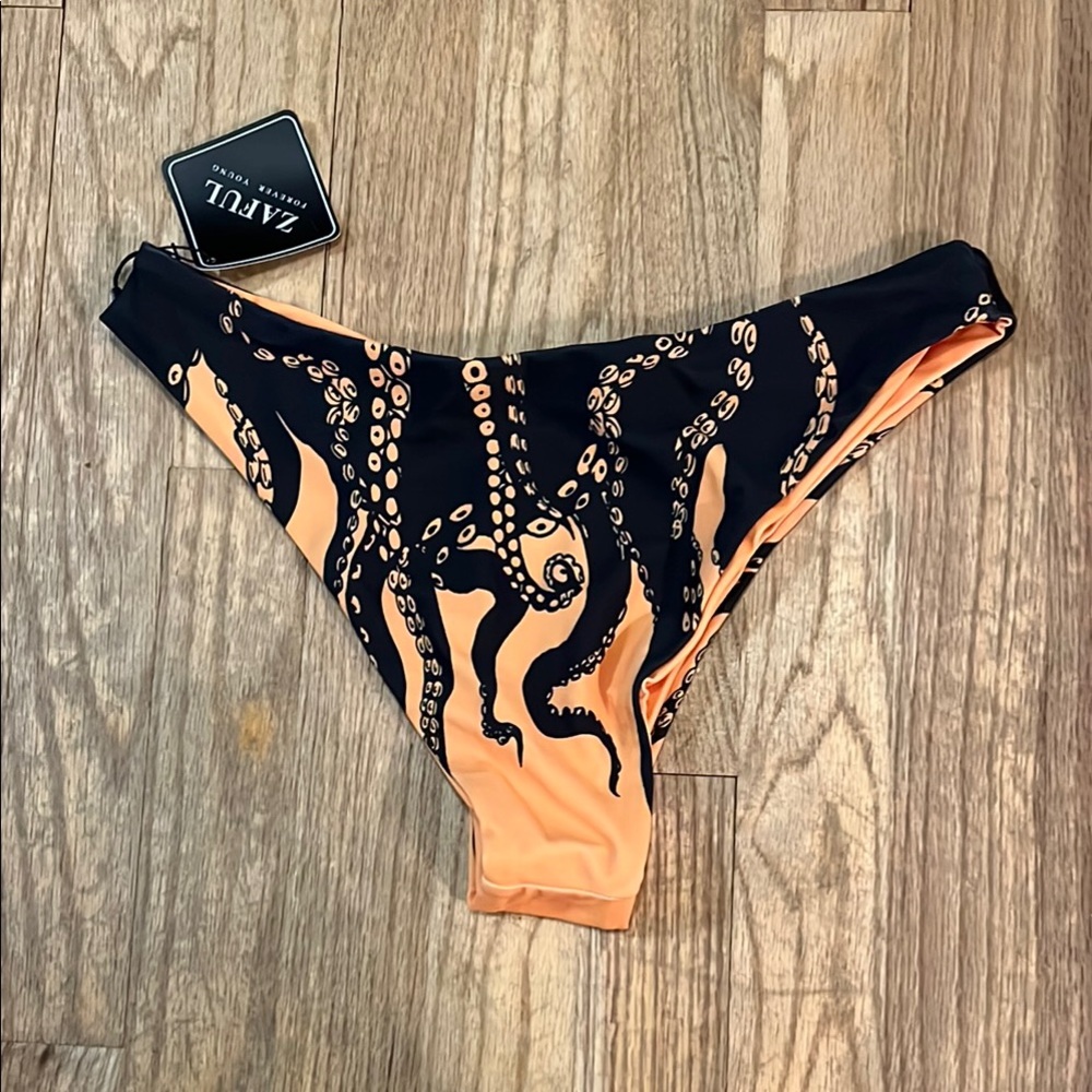 NWT Zaful Black and Orange Octopus Print Bikini Bottom - Picture 2 of 4